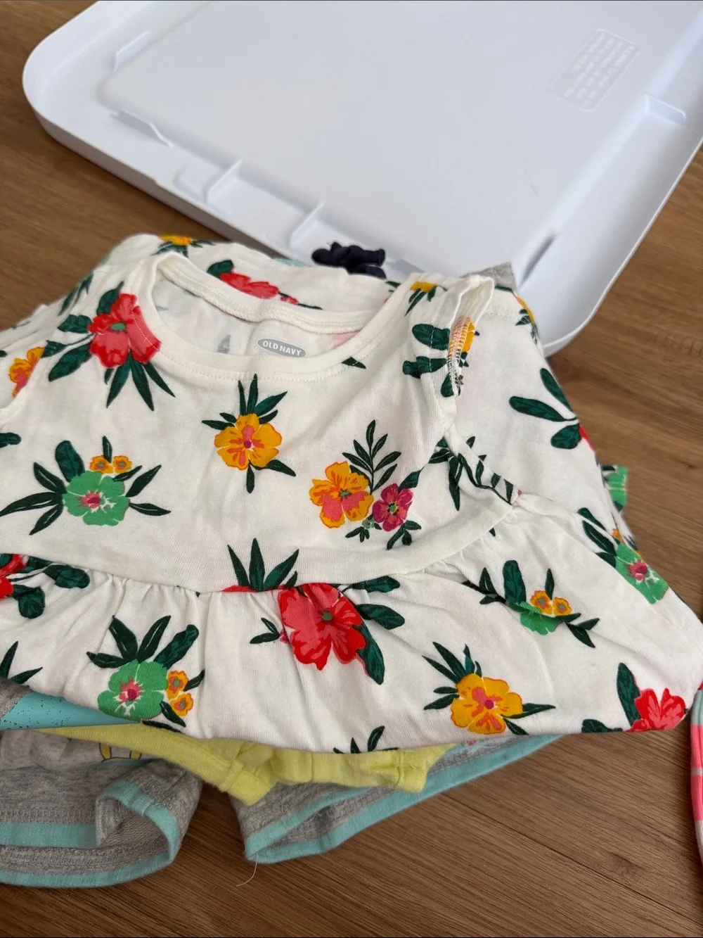 WHOLE BAG OF CLOTHES Size 9-12months